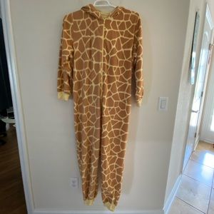Womens or (unisex) Giraffe onesie/sleeper